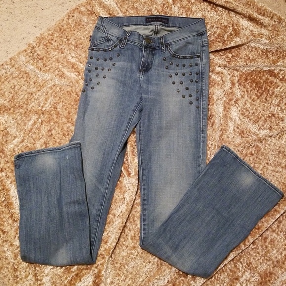 Rock and Republic Kasandra Queen B Jeans - Picture 2 of 7